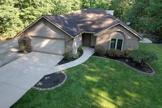 7078 W Monument City Rd, Huntington, IN 46750