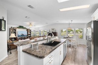 3808 Sandlace Ct, Port Saint Lucie, FL 34952