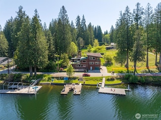 961 W Lake Samish Dr, Bellingham, WA 98229