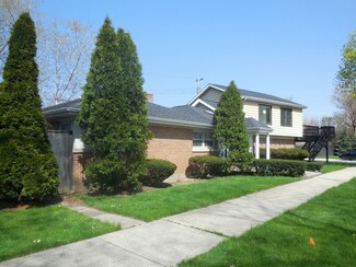 6320 N La Crosse Ave, Chicago, IL 60646