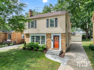 2511 Godwin Ave SE, Grand Rapids, MI 49507