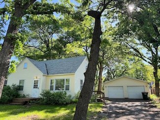 9055 Tyler St NE, Minneapolis, MN 55434