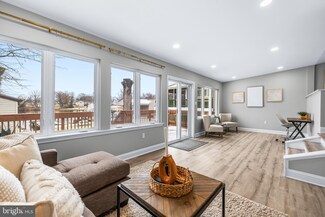 904 Oakleigh Beach Rd, Dundalk, MD 21222