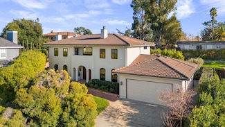18 Bennett Rd, Redwood City, CA 94062