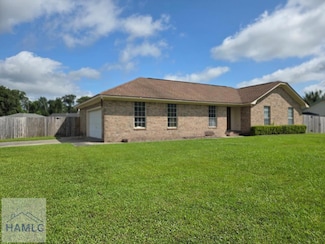 917 Malibu Dr, Hinesville, GA 31313