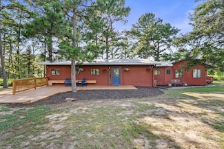 870 Sand Hills Rd, Red Rock, TX 78662