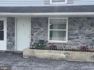 709 Hill Rd Unit 3, Wernersville, PA 19565