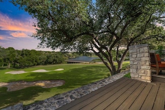 110 W Eagle Dr, the Hills, TX 78738