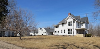 408 Western Ave, Maquoketa, IA 52060
