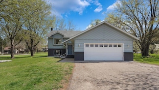 2070 Prospect Dr NE, Saint Cloud, MN 56304
