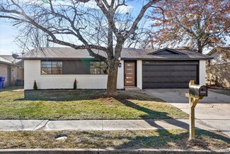 11856 E 62nd Place, Broken Arrow, OK 74012