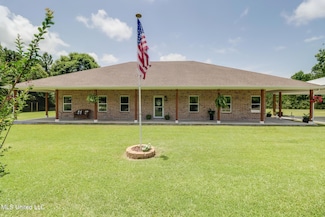 23207 Unicorn Ln, Pass Christian, MS 39571
