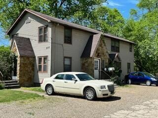 847 Michigan Ave E, Battle Creek, MI 49014