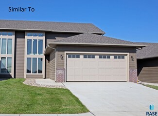 6136 E Bison Trail, Sioux Falls, SD 57108