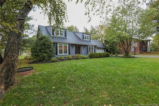 2015 Saint Andrews Rd, Jeffersonville, IN 47130