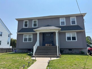 6 Florence St Unit 2W, North Baldwin, NY 11510