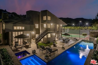 17765 Camino de Yatasto, Pacific Palisades, CA 90272