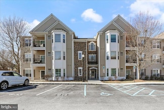 633 Creekside Dr Unit 71, Brookhaven, PA 19015