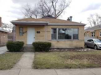 12724 S Laflin St, Calumet Park, IL 60827