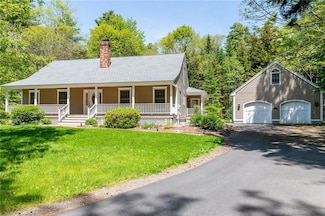 21 Neils Point Rd, Harpswell, ME 04079