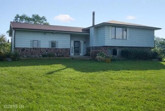 15327 NE 80th St, Maxwell, IA 50161