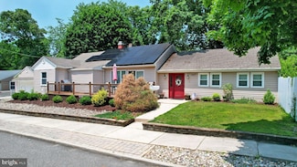 267 W Wyoming Ave, Absecon, NJ 08201