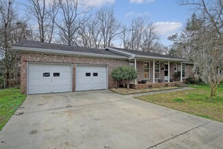 1127 Brookside Dr, Hanahan, SC 29410