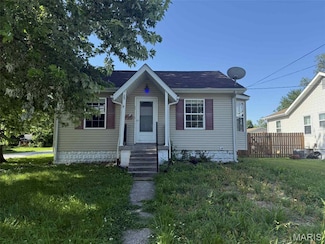 2924 Pershing Blvd, Granite City, IL 62040