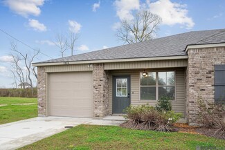 2924 S Roth Ave, Gonzales, LA 70737
