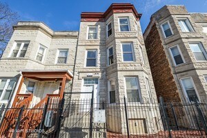3410 W Walnut St, Chicago, IL 60624