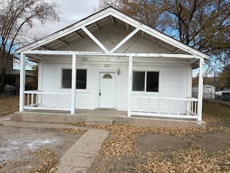227 E 100 St S, Duchesne, UT 84021