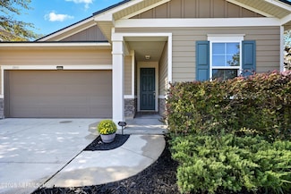 2955 Laurel Springs Dr, Green Cove Springs, FL 32043