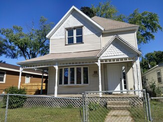 639 Highland Ave, Benton Harbor, MI 49022