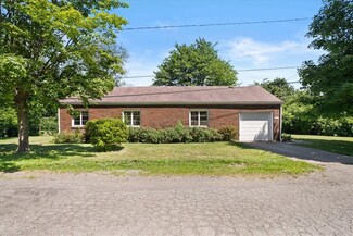 312 Harbinson Rd, Beaver Falls, PA 15010