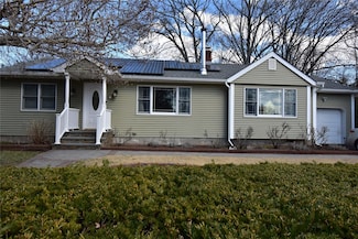 79 Hempstead Ave, Miller Place, NY 11764