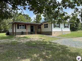 735 County Road 1109, Maud, TX 75567