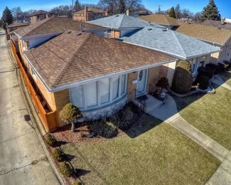 3614 N Panama Ave, Chicago, IL 60634