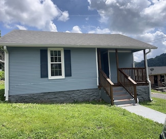 218 Ward Ave E, Carthage, TN 37030
