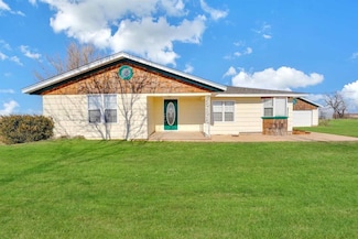 23614 Ew Cr 182, Chattanooga, OK 73528