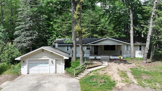 510 Edelweiss Trail, Gaylord, MI 49735