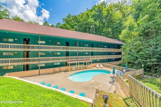 1435 Wiley Oakley Dr Unit 176, Gatlinburg, TN 37738