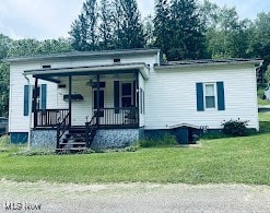 106 Carnegie Ln, Hundred, WV 26575