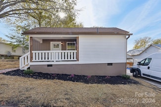 944 15th St, Lancaster, SC 29720