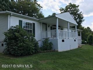 1300 Curve Rd, Pearisburg, VA 24134