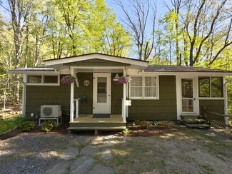 12 Cherry Rd, Williamsburg, MA 01096