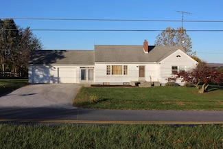 70 Sells Station Rd, Littlestown, PA 17340