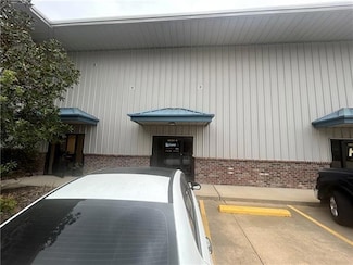 68361-8 Commercial Way, Mandeville, LA 70471