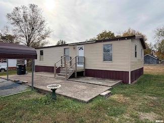 507 Wortby St, Odin, IL 62870