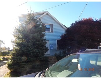 68 Jean St, Acushnet, MA 02743