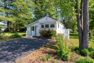 2 Marilyn Dr, Allenstown, NH 03275